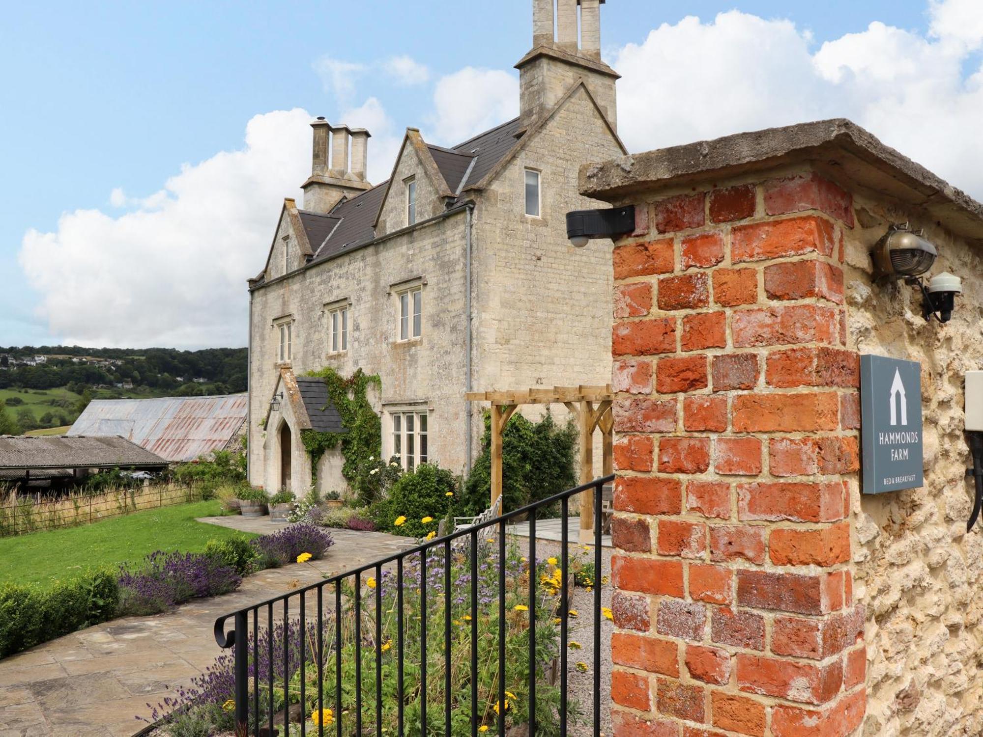 Hammonds Farmhouse สเตราด์ ภายนอก รูปภาพ